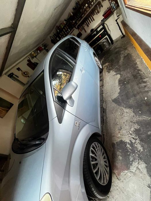 Toyota - Corolla Verso