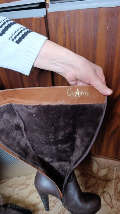 Обувки на ток-Gianni