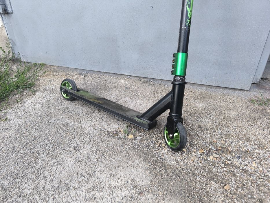 Самокат трюковой