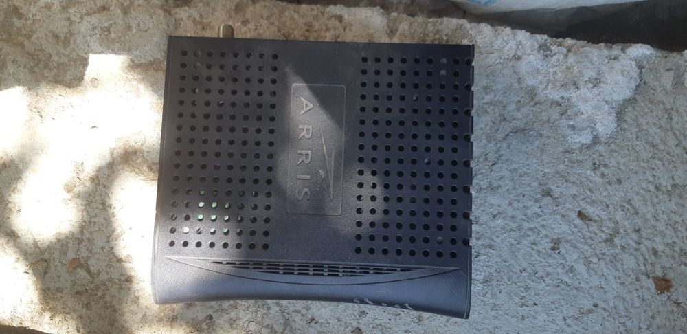 Продам модем модем, телевизор 3 штуки