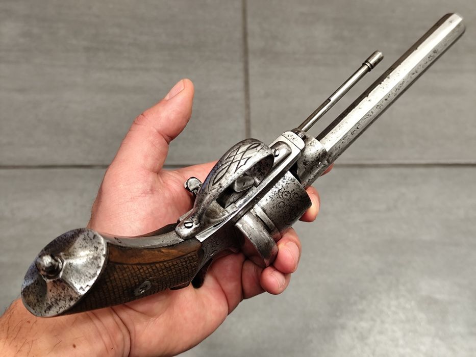 Lefaucheux 1860 / Офицерски Револвер / Пищов