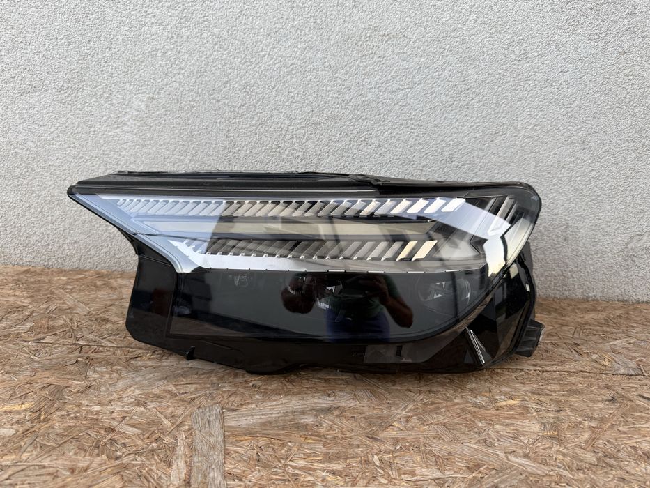 Far stanga Audi Q4 E-TRON FULL LED MATRIX Original Europa