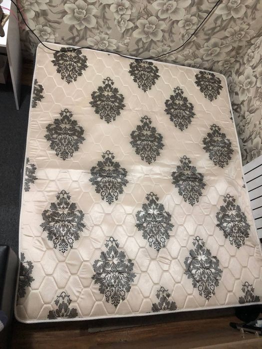 Двуспальный матрас