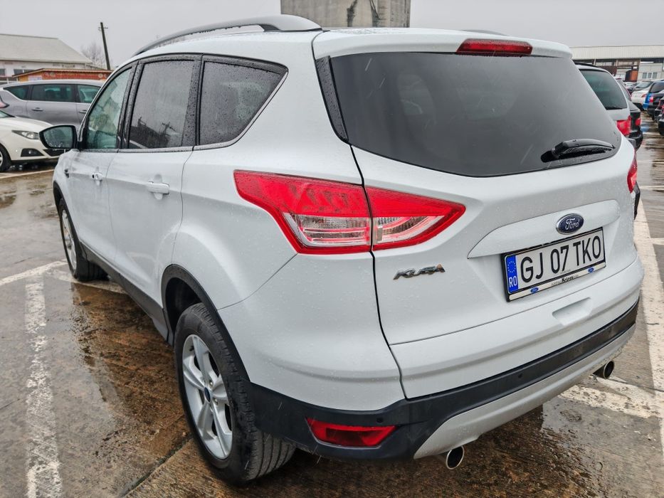 Vând  Ford kuga an 2013