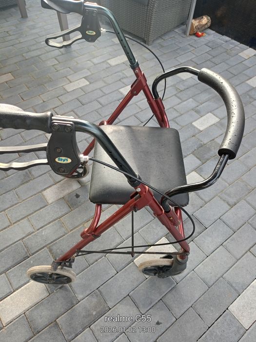 Cărucior mobil adulți  handicap