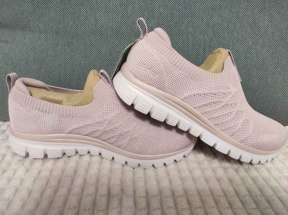 Skechers Graceful Casual Shoes.