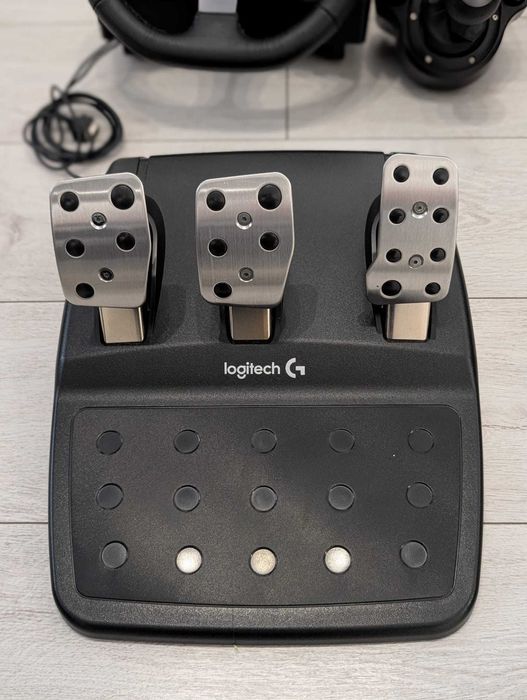Volan cu pedale Logitech G920 (complet + schimbator)