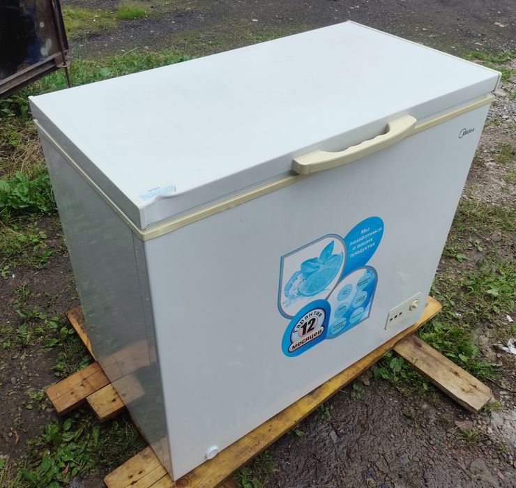 Морозильный ларь, морозильная камера Midea