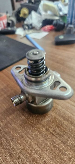 Pompa injectie VW , Audi , Seat , Skoda cod - 04E127026E