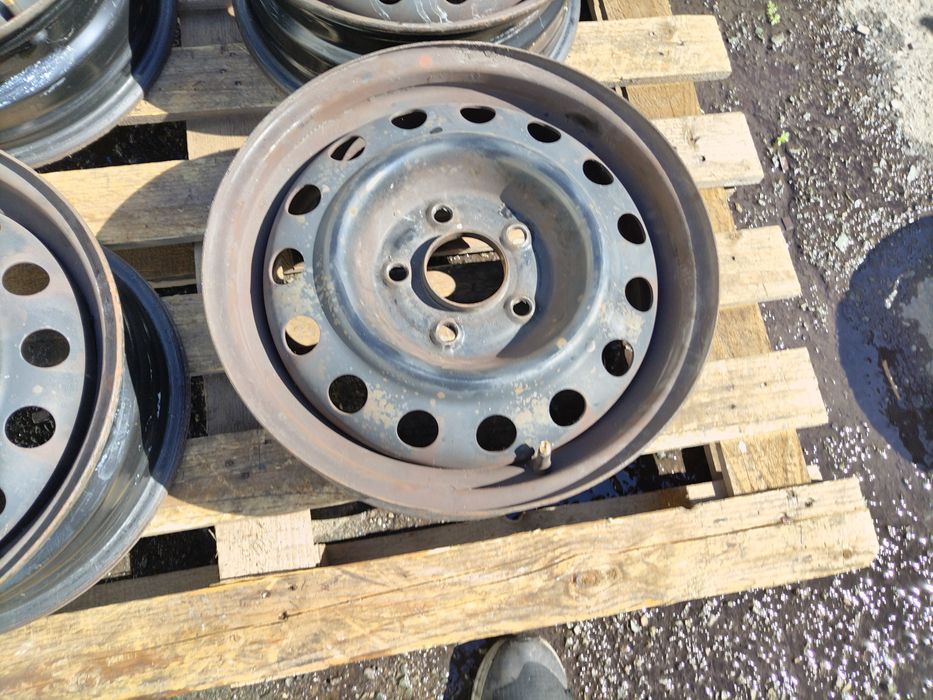 15 цола 5 х 114,3 мм Хюндай - 6 Инча / ЕТ 46