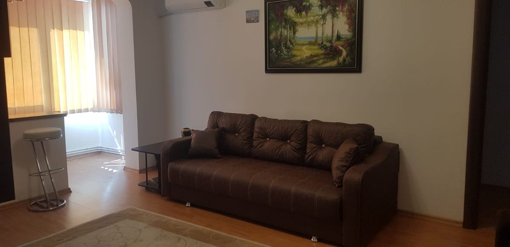 Apartament de 3 camere de vanzare central Constanta