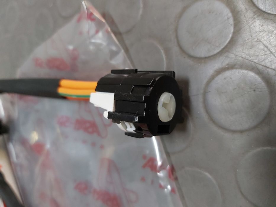 Клема контактен ключ Дачия/Рено