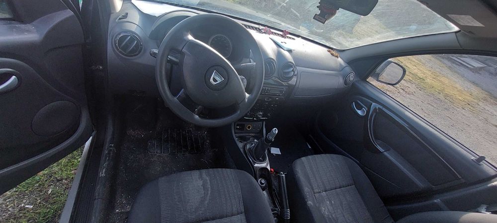 Dacia Duster 1,6 i , Дачия Дъстър на Части!
Август 2010