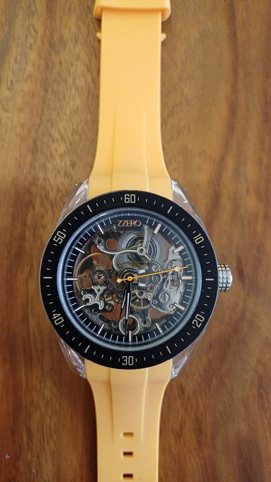 Механичен часовник Zzero