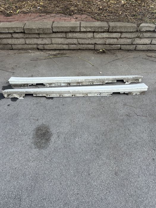 Оригинални прагове BMW F30
