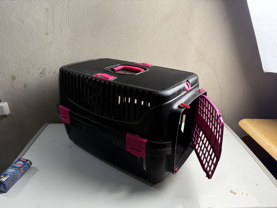 Продам новую переноску для собак