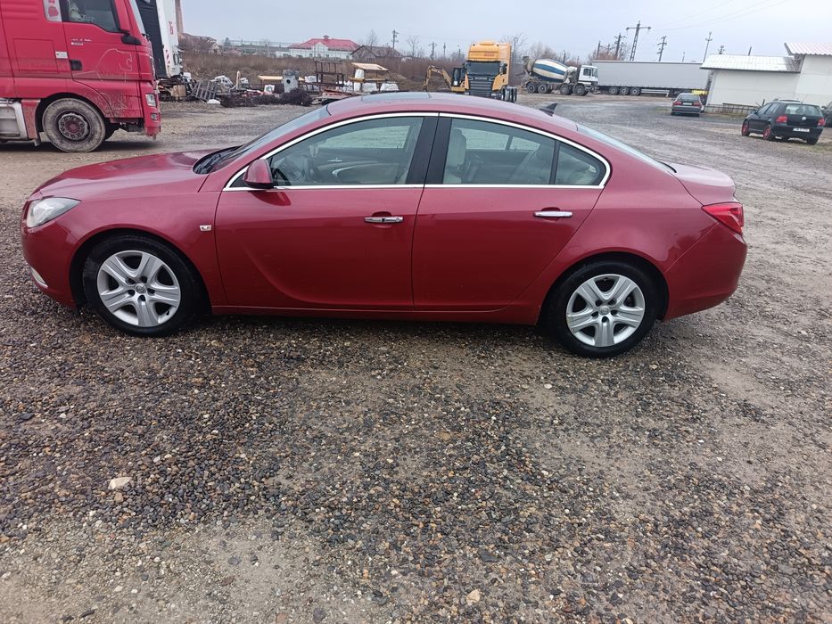 Opel insignia 2l benzina turbo4x4 220cp an 2009