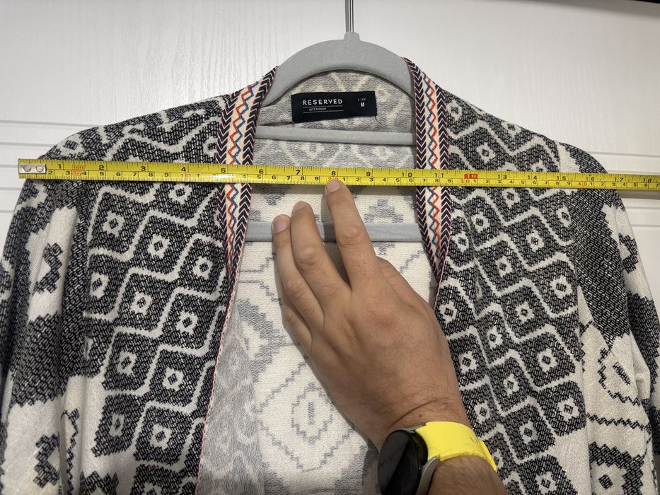 Reserved cardigan cu broderie și franjuri