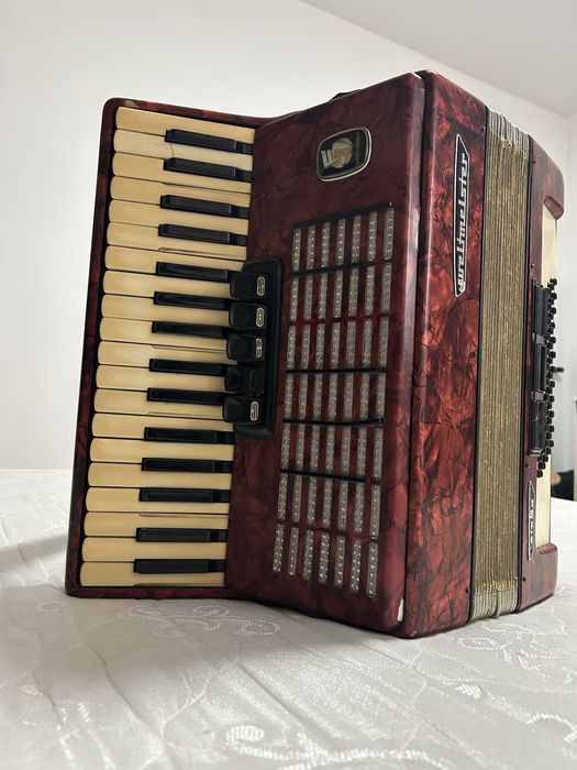 Vand acordeon Weltmeister Stella 60 basi
