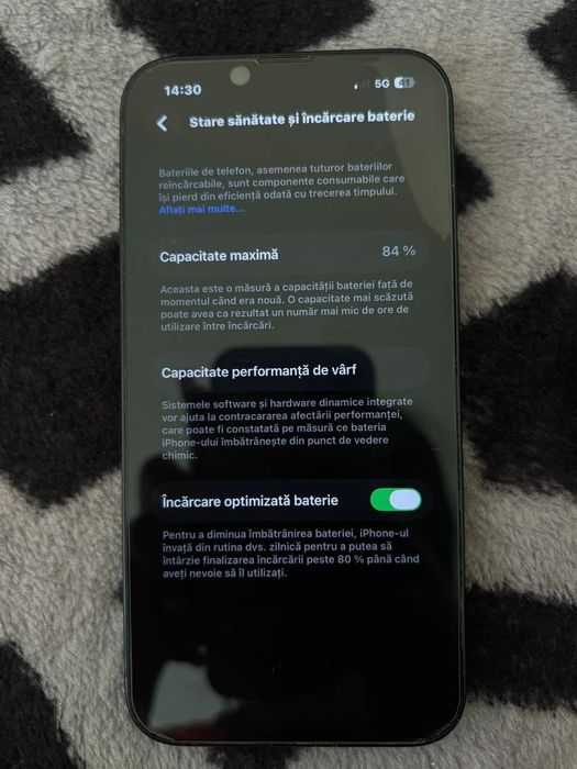 Iphone 14 midnight