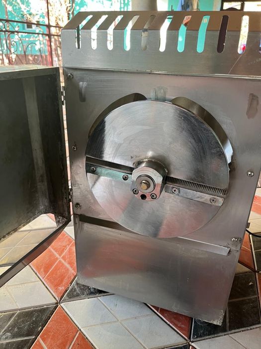 Чипсырезка сатылады почти жаңа