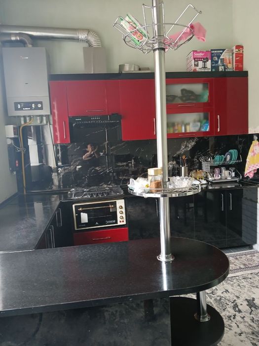 Uy sotiladi Nazarbek Ittifoq 2.12 sotix 6ta xona