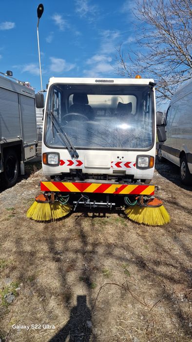 Maturatoare stradala Euro 5 Rampa stropit  Scarab Karcher stropitoare  3 perii .sul perii mijloc