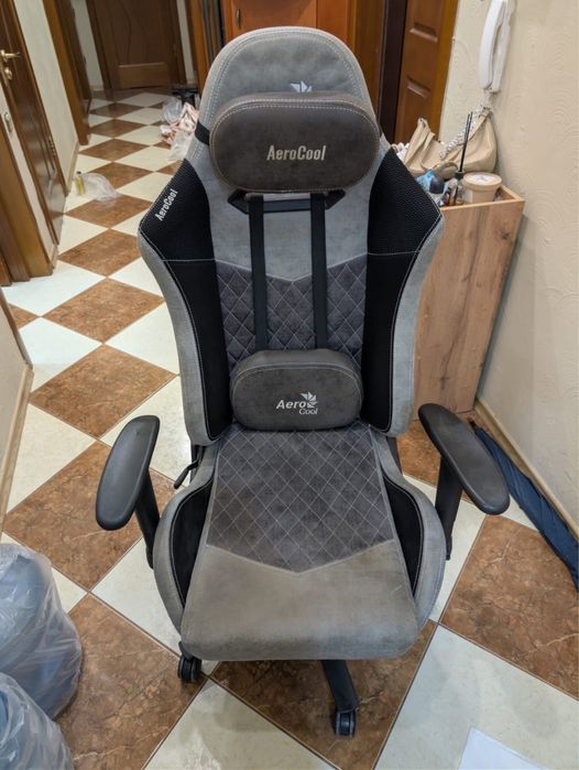 Игровое компьютерное кресло Aerocool