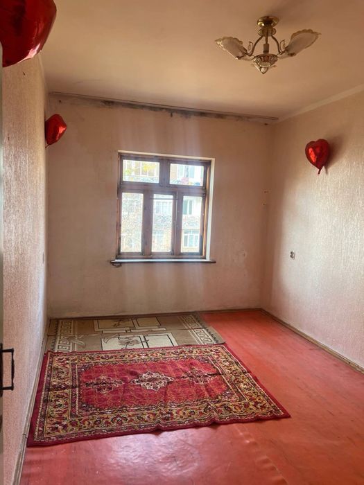 Продаётся 3 ком в 8 микрорайоне