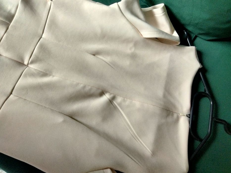 Rochie damă,cu mâneci decupate