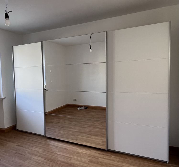 Dressing/Dulap 315/210/62 cm 3 usi culisante alb mat/oglinda