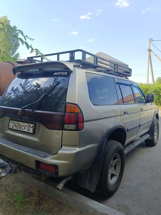Продам богажник на монтэрик