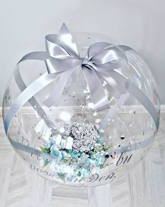 Луксозни кутии с цветя и балони