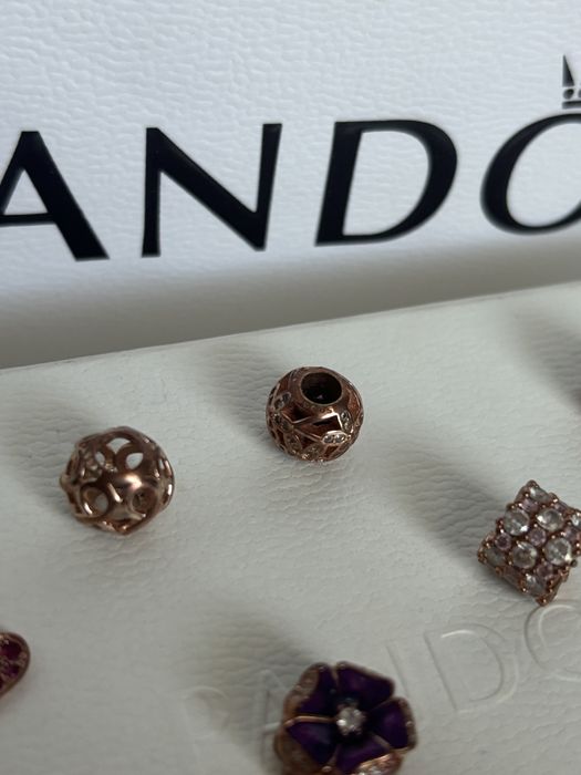 Намалени нови висококачествени талисмани розово сребро тип Pandora