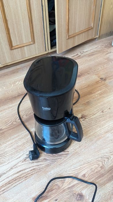 Cafetiera Beko funcționeaza cu cafea macinată