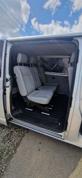 Volkswagen Transporter T5 8+1