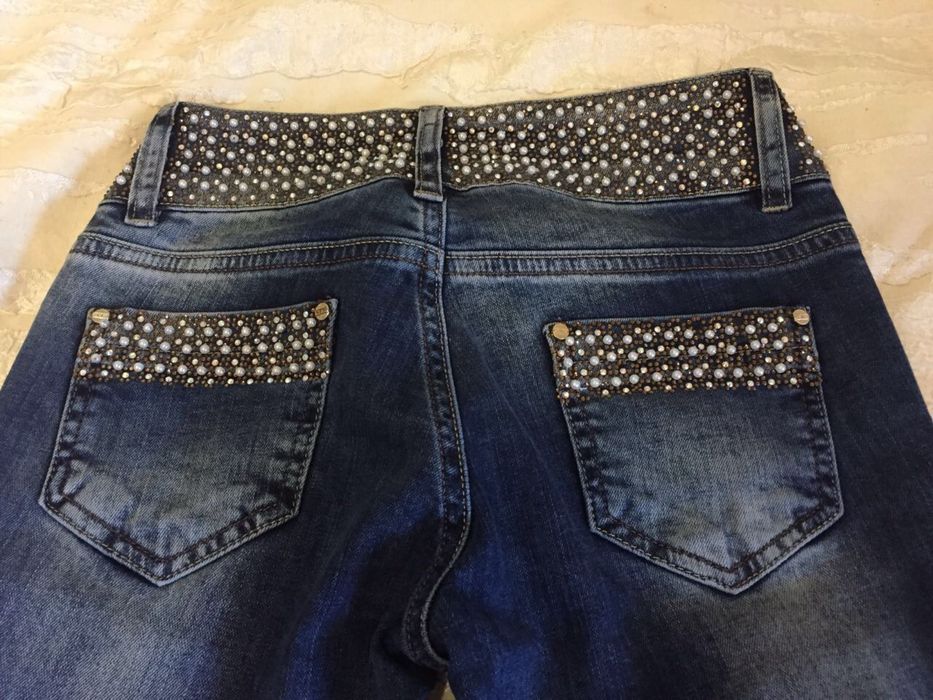 Джинсы турция со стразами