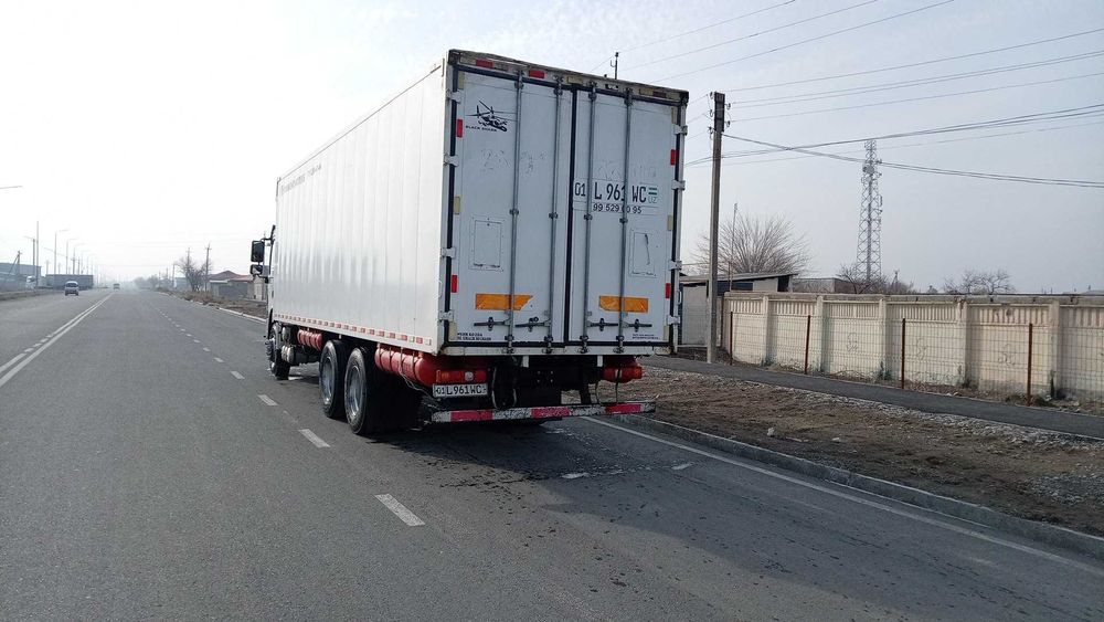 Shackman Furgon Truck 160.000km probeg