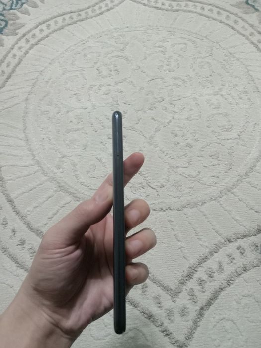 Продаю Samsung A10