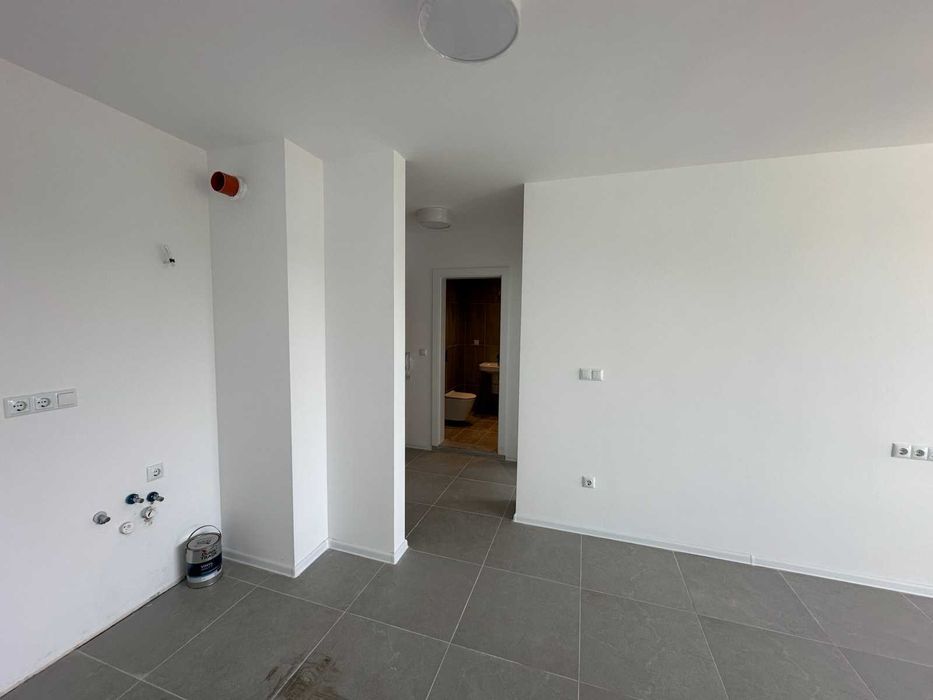 Дава се под наем Двустаен апартамент в Несебър - 53 кв.м за 89000 € - Снимка #2