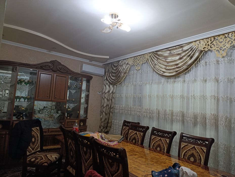 Shkaf, trimo, gorka+ stol-stullar srochna sotiladi