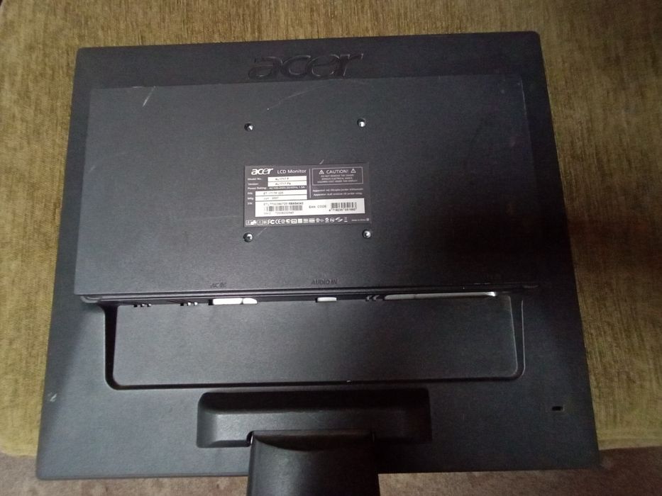 Монитор  фирмы acer модель AL1717F