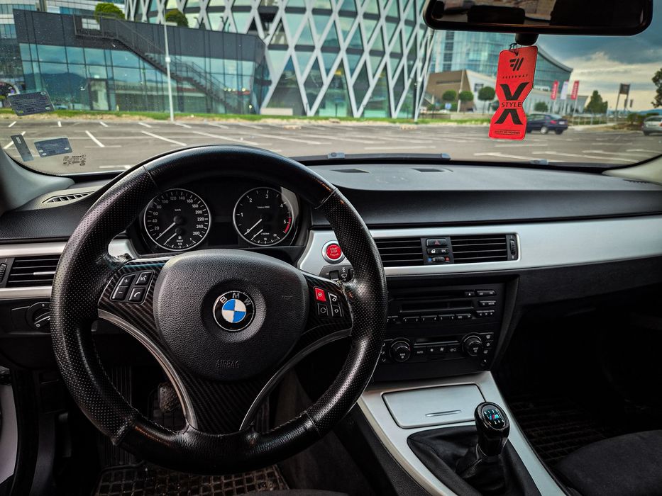 БМВ  E91 320D 163 к.с. *М спортно окачване* М Пакет*