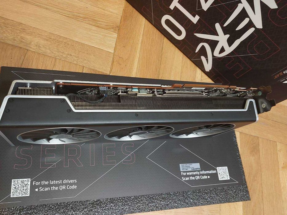 XFX RX 7900XT 20GB Merc310 Black
