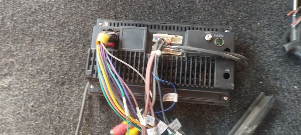 Продам андроид магнитолу