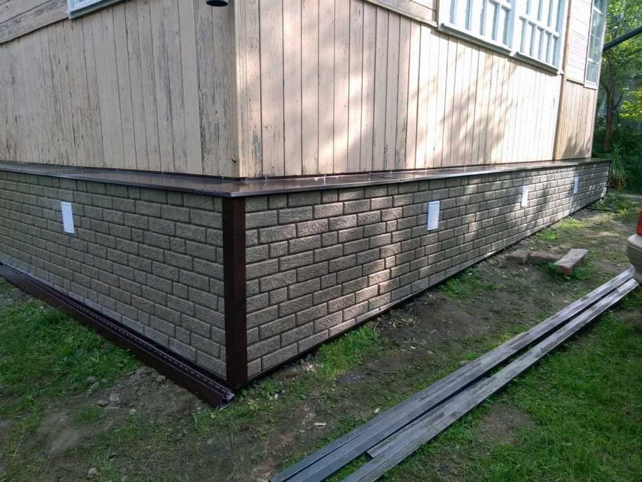 Отделка цоколя, отмостка