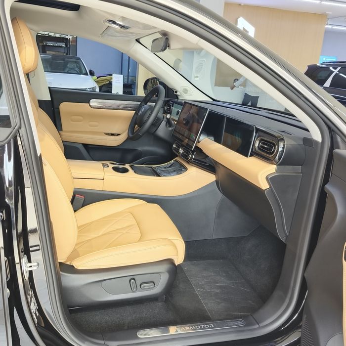 Leapmotor C11 300Km Gibrid Smart Restaylin Dopopsiya 2025 3yil kafolat