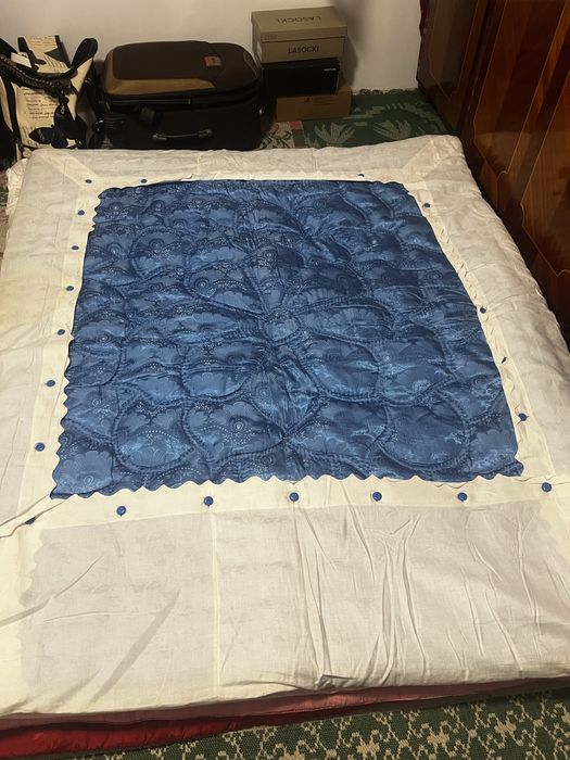 Plapuma lina si pene fata de peini antice cearceafuri