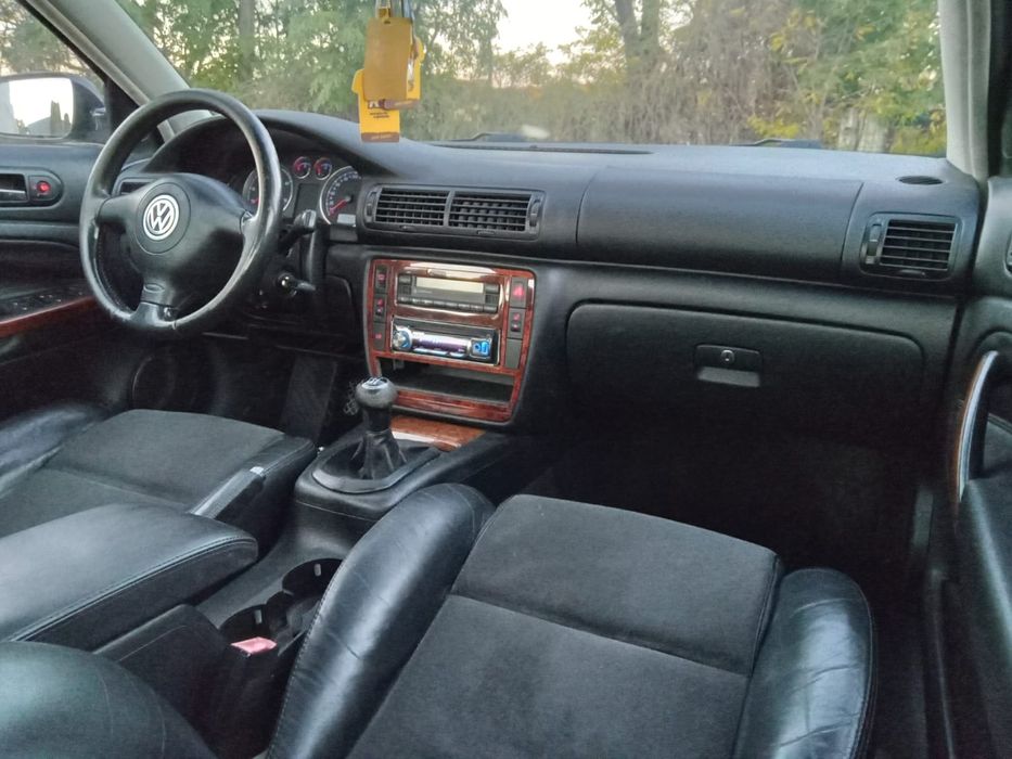 VOLKSWAGEN Passat 2003 — imagine 3