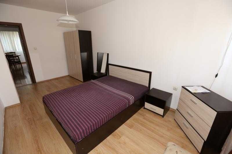 Дава се под наем Двустаен апартамент в Бургас, Център - 70 кв.м за 408 € - Снимка #5